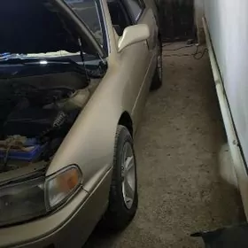 Toyota Camry 1993