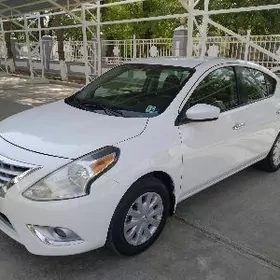 Nissan Versa 2017