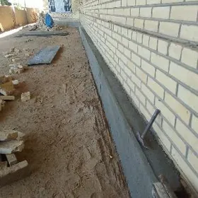 kömekçi (пасопнык)