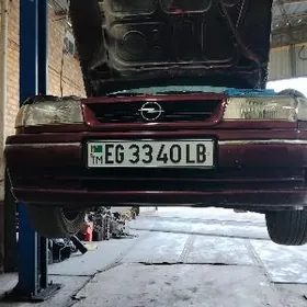 Opel Vectra 1990