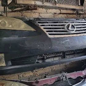 Lexus es 2011 kelte morda zbor