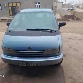 Toyota Previa 1993