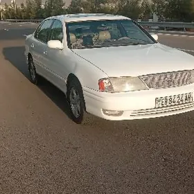Toyota Avalon 1999