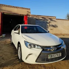 Toyota Camry 2016