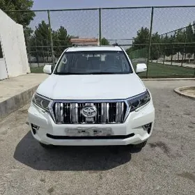 Toyota Land Cruiser Prado 2023