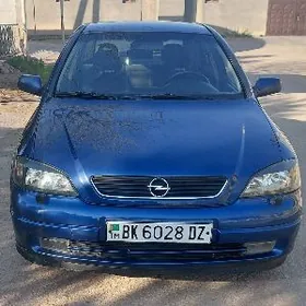 Opel Astra 2003