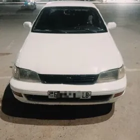 Toyota Corona 1995