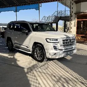 Toyota Land Cruiser 2022