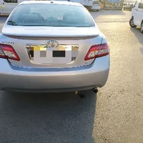 Toyota Camry 2010
