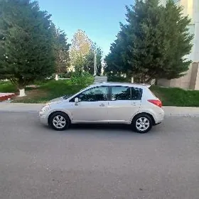Nissan Versa 2009