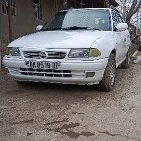 Opel Astra 1995