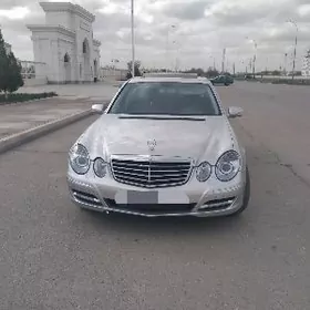Mercedes-Benz E350 2008