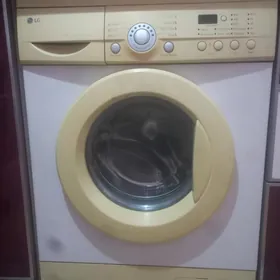 Продам стиральную машину