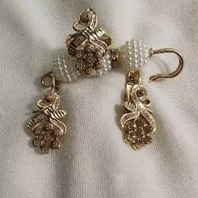 Komplekt halka-yuzik