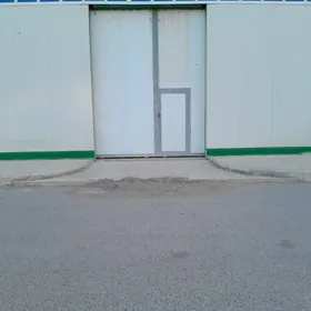 СКЛАДЫ ПРЕДПРИНИМАТЕЛЕЙ - 180М2