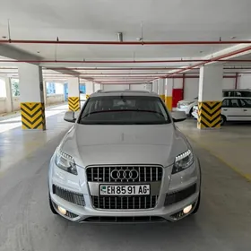 Audi Q7 2012