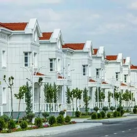 Eýesinden arenda jaýlar gerek