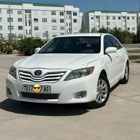 Toyota Camry 2011