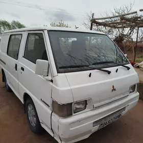 Toyota Hiace 1997