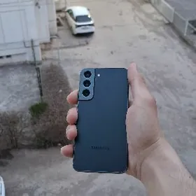 Samsung S22 8/128