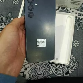 Samsung A16. 128/8(4+4)