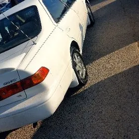 Toyota Camry 2000