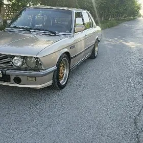 BMW 528 1986