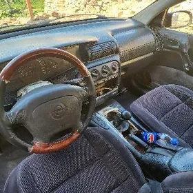 Opel Omega 1995