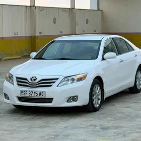 Toyota Camry 2010