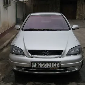 Opel Astra 2003
