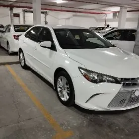 Toyota Camry 2017