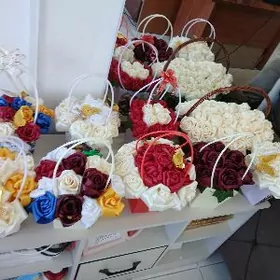 Вечный букет на атласны лента