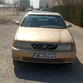 Toyota Avalon 1999