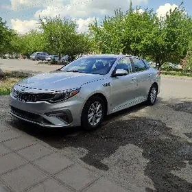 Kia Optima 2020