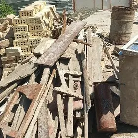 Demir Materyal Agaç