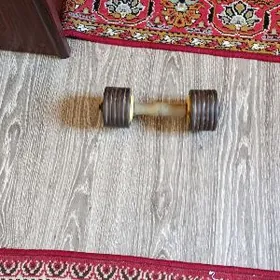 Гантели.