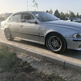 BMW E39 1999