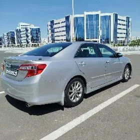 Toyota Camry 2013