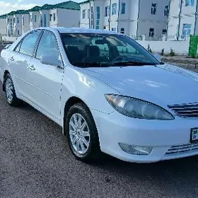 Toyota Camry 2004