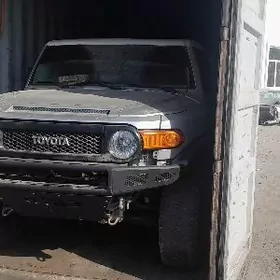 FJ cruiser.
