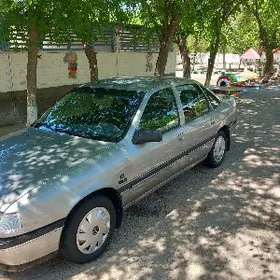 Opel Vectra 1992
