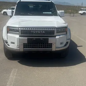 Toyota Land Cruiser Prado 2025