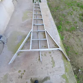 Лестница алюмин.