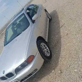 BMW E39 2000