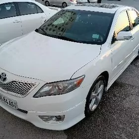 Toyota Camry 2011