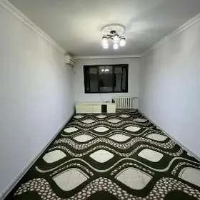 Gagarin 1etaz 2komnat satlyk j