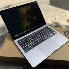 Macbook air M1