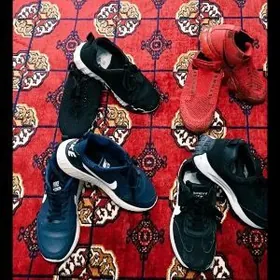 Kpоссовка почти новый