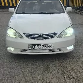 Toyota Camry 2005