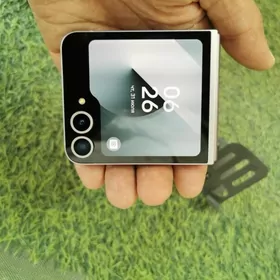 Galaxy Z  Flip 6